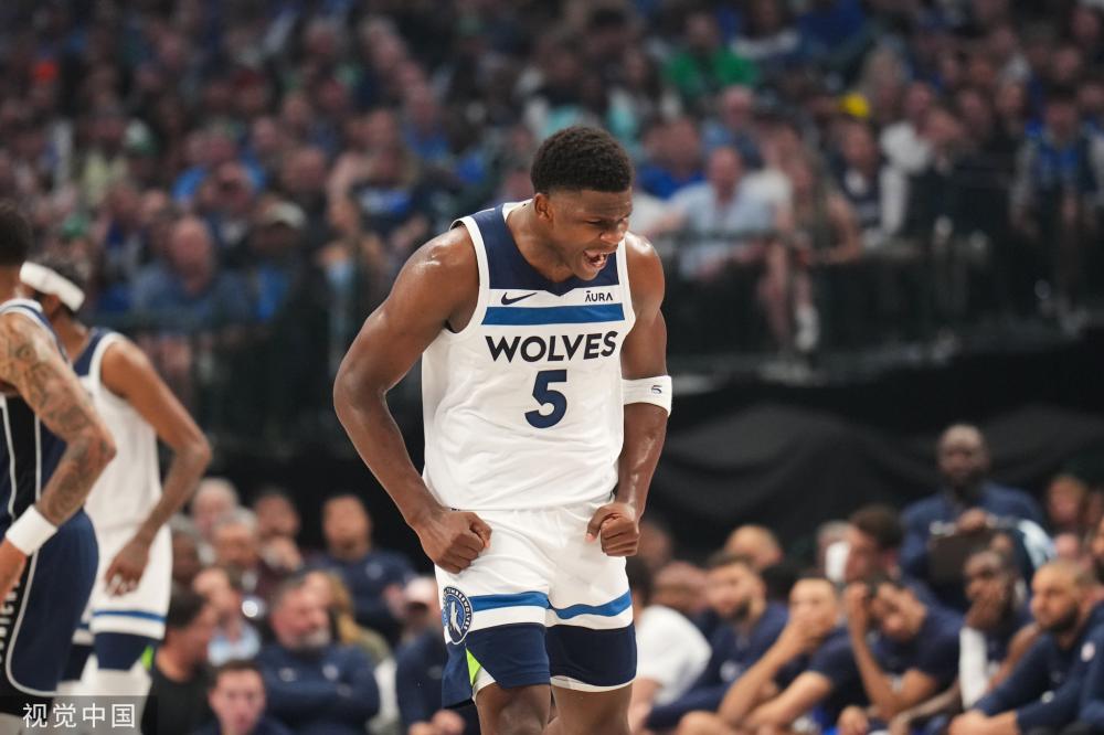 他的名字再 他的名字再